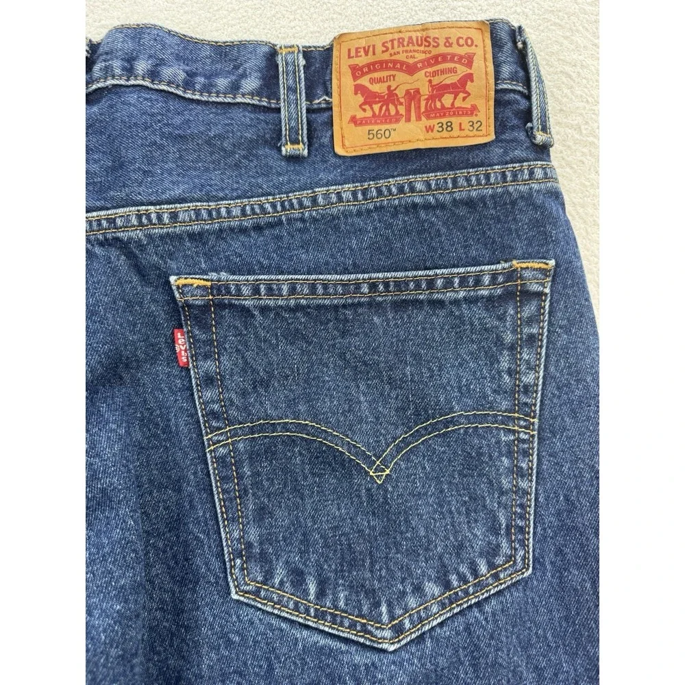 Levis levis 560